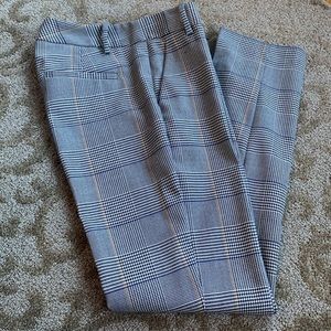 Reiss pant. Brand new. Never worn. Size 2